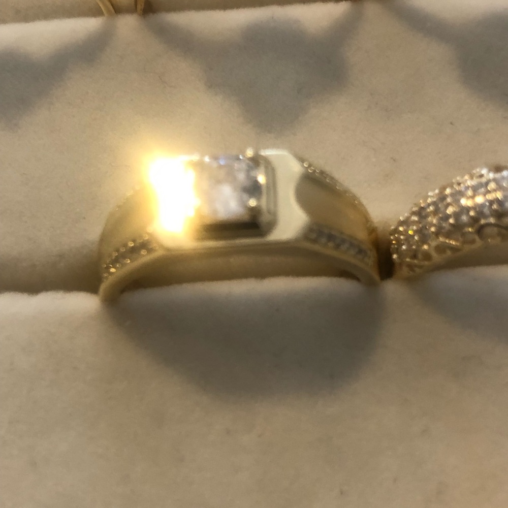 Yellow Gold Solitaire-Style Women's Ring with Center Stone
